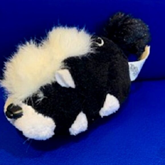 Zhu Zhu Pet Stinker Skunk Hamster Black/White Unique Sounds Chatter - Picture 1 of 6